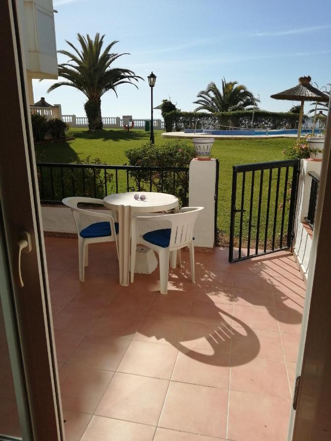 Sea & Pool View Garden Apartment Las Palmeras 네르하 외부 사진