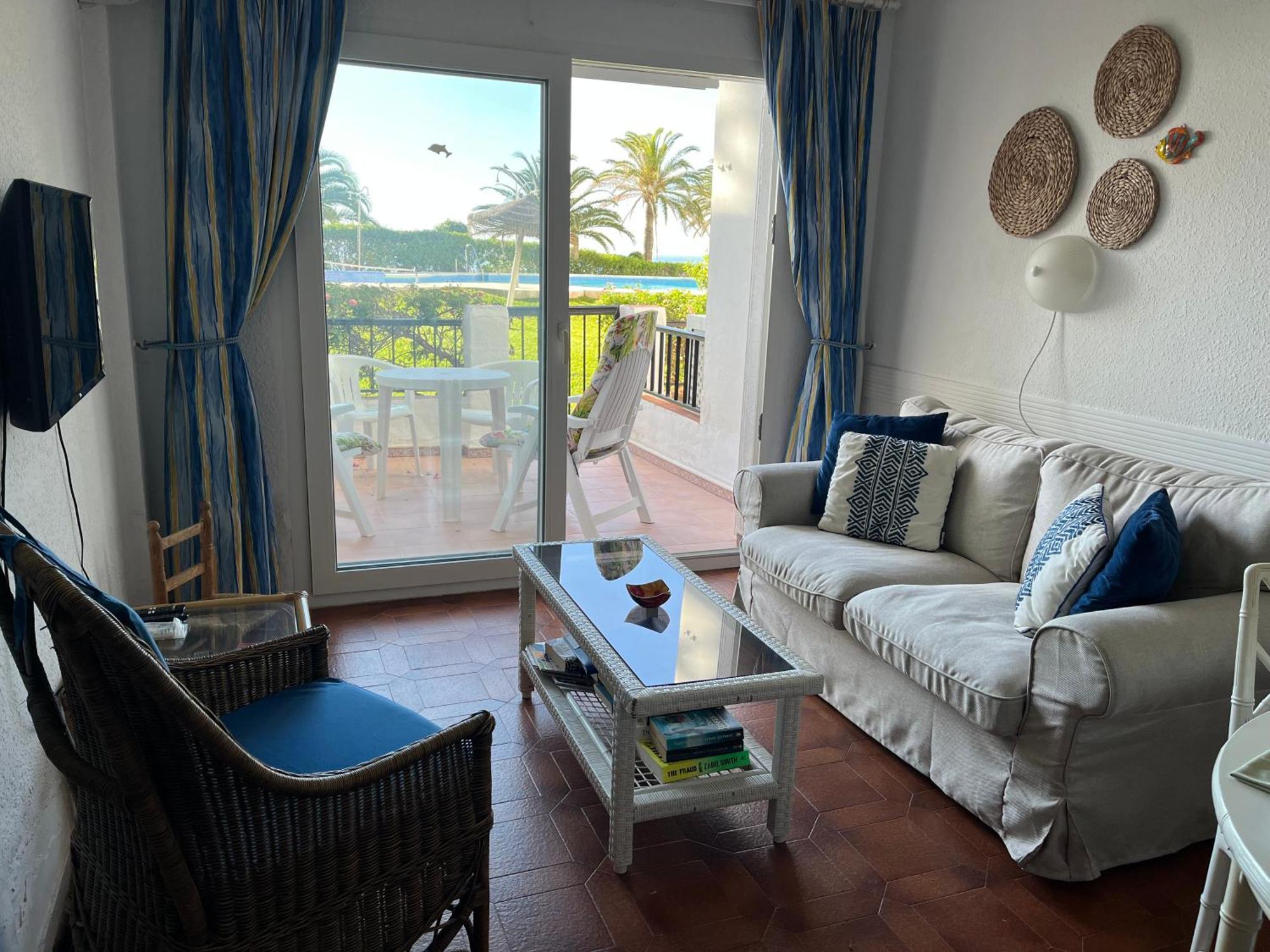 Sea & Pool View Garden Apartment Las Palmeras 네르하 외부 사진